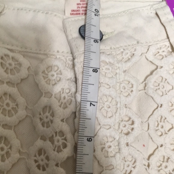 Mossimo Cream Crochet High Waist Shorts - Picture 4 of 11